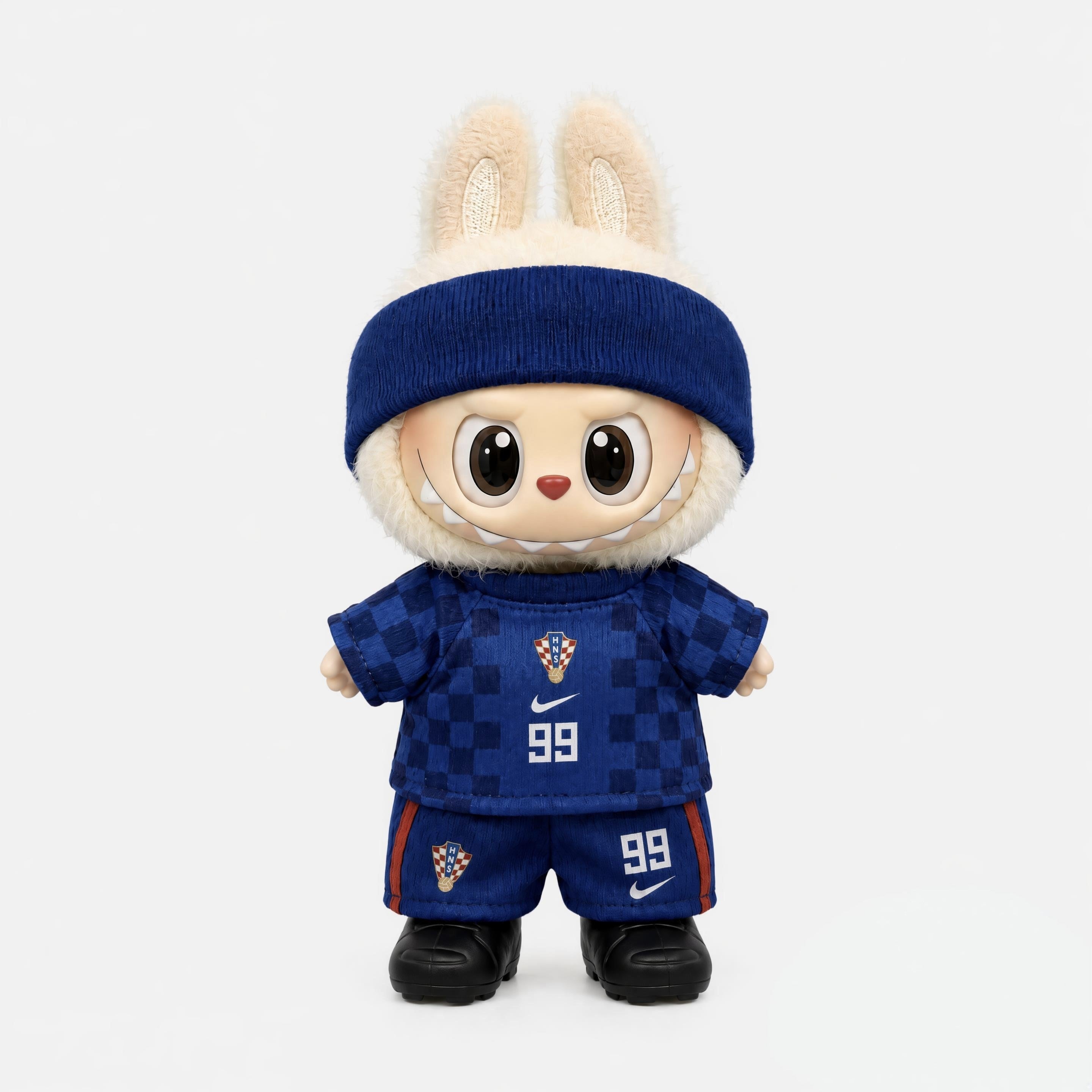 Labubu football jersey kit – Croatia Away – Labubu clothes personalised with your own number and name printed on the jersey, compatible with similar 17cm dolls