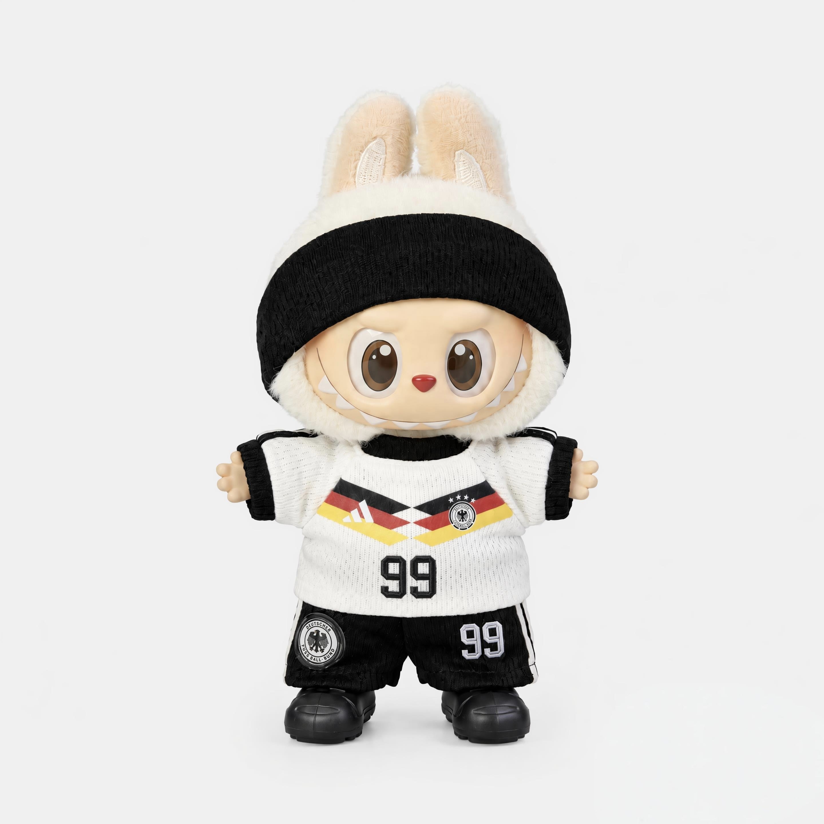 Labubu football jersey kit – Germany Home – Labubu clothes personalised with your own number and name printed on the jersey, compatible with similar 17cm dolls